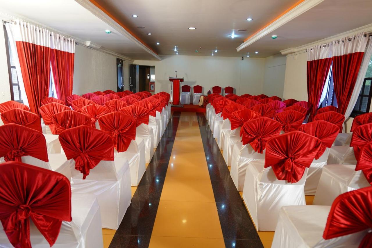 Gd International Redfort Nilambur Exterior photo
