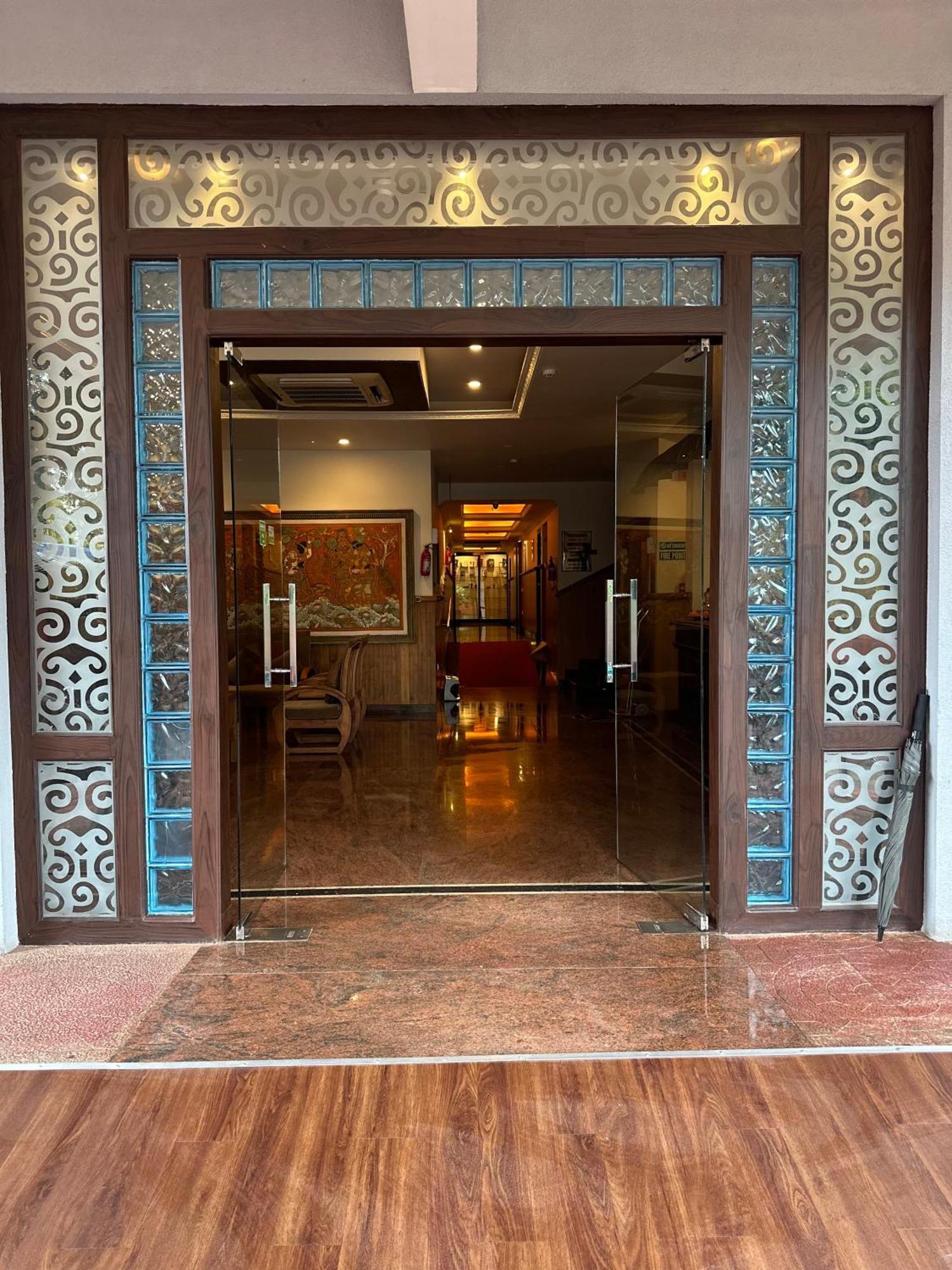 Gd International Redfort Nilambur Exterior photo